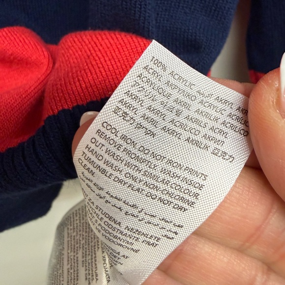 Edikted Logan Light Knit Oversized Sweater - Picture 10 of 11